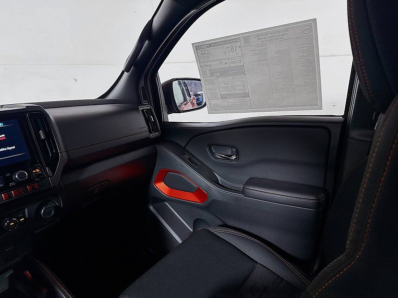 New 2025 Nissan Frontier PRO-4X image 22