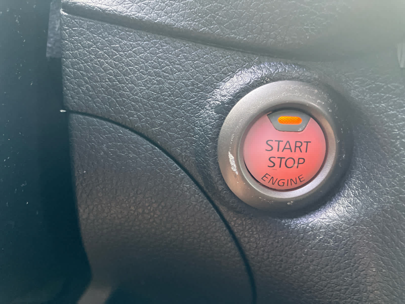 Used 2015 Nissan Sentra SR FWD image 20