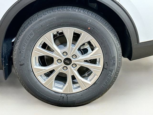 New 2026 Ford Escape Active FWD image 18