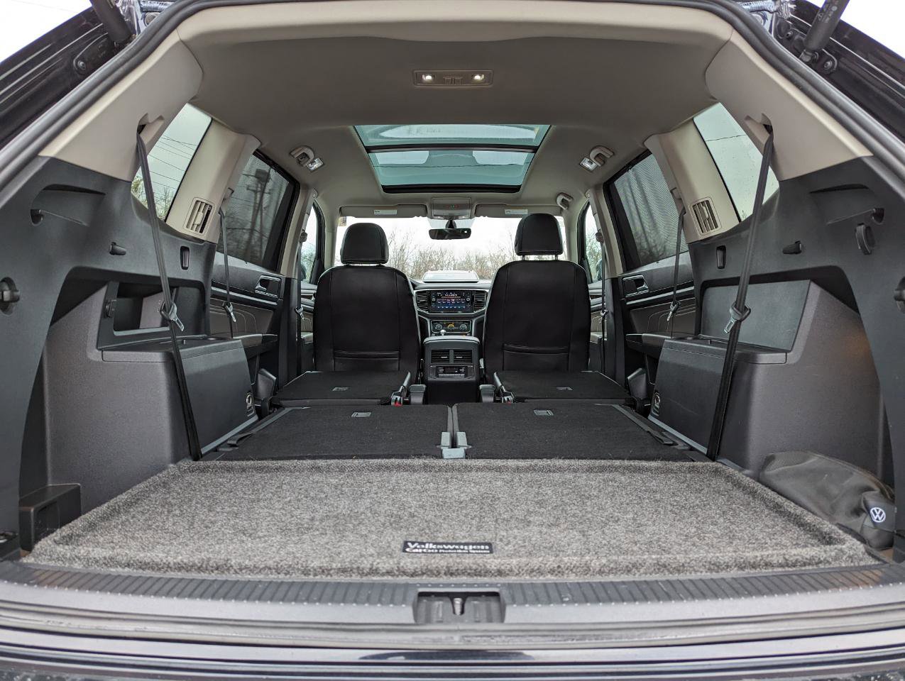 Used 2023 Volkswagen Atlas SE w/ Panoramic Sunroof Package image 45