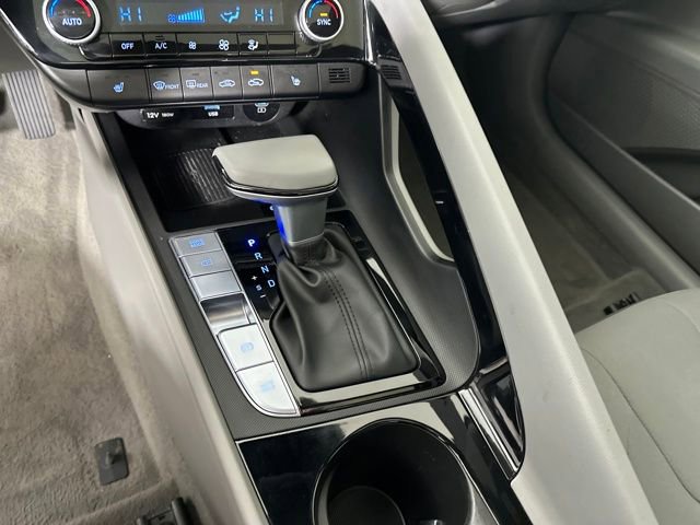 Certified 2024 Hyundai Elantra SEL w/ Convenience Package image 20
