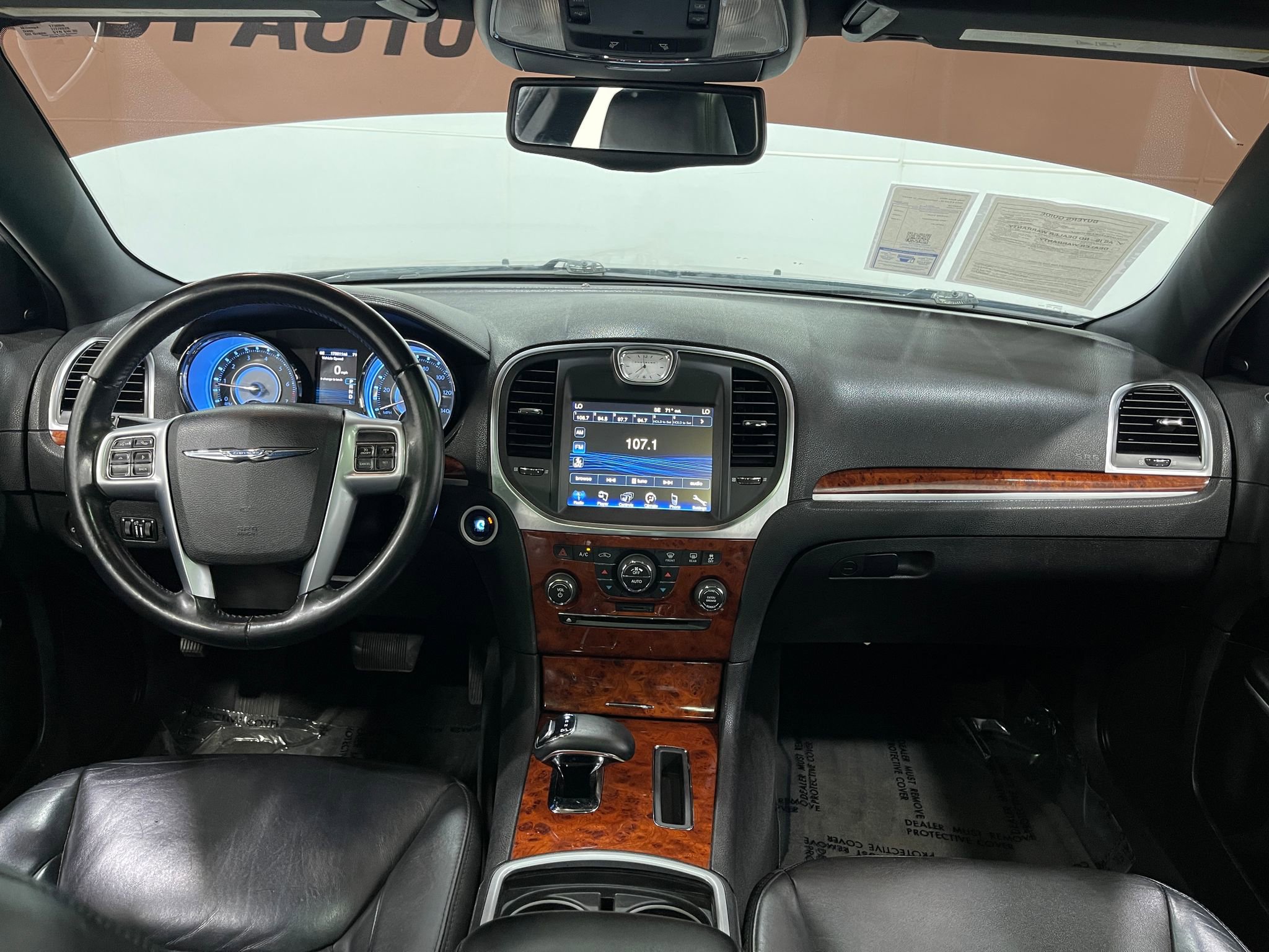 Used 2012 Chrysler 300 Limited image 16