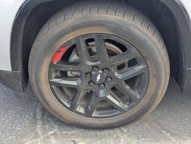 Used 2020 Chevrolet Traverse Premier w/ Redline Edition image 11