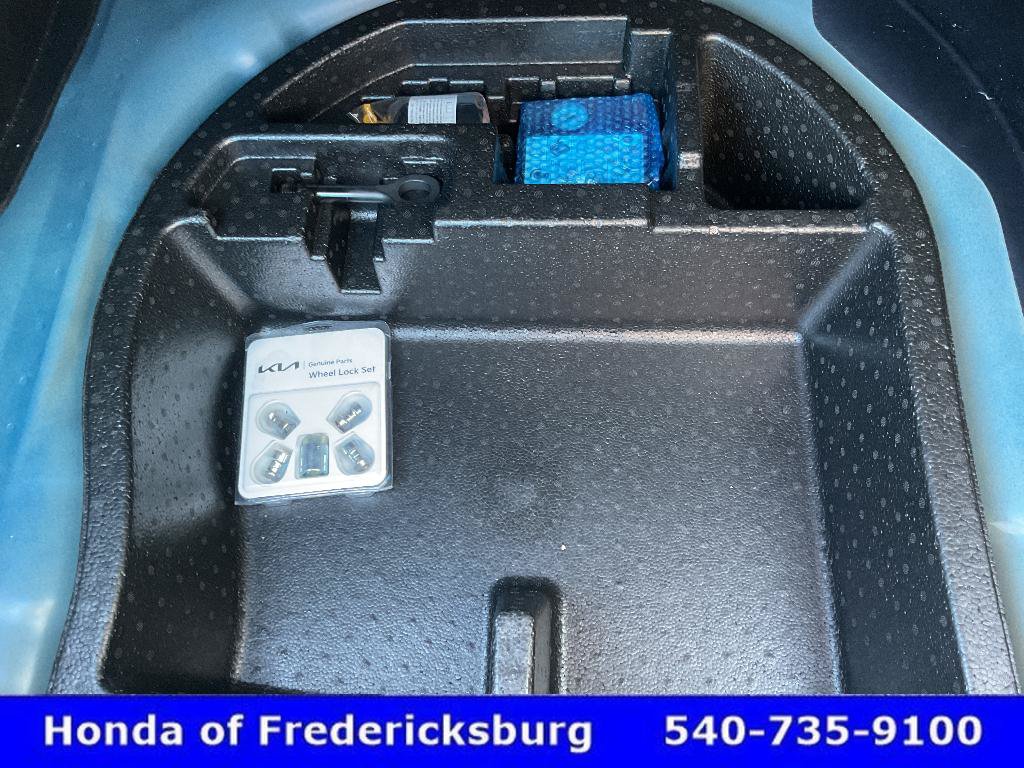 Used 2023 Kia Forte LXS w/ LXS Technology Package FWD image 21