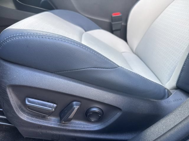 Used 2023 Subaru Solterra AWD image 27