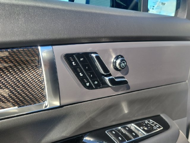New 2027 Cadillac Vistiq Sport w/ LPO, Floor Liner Package AWD/4WD image 26