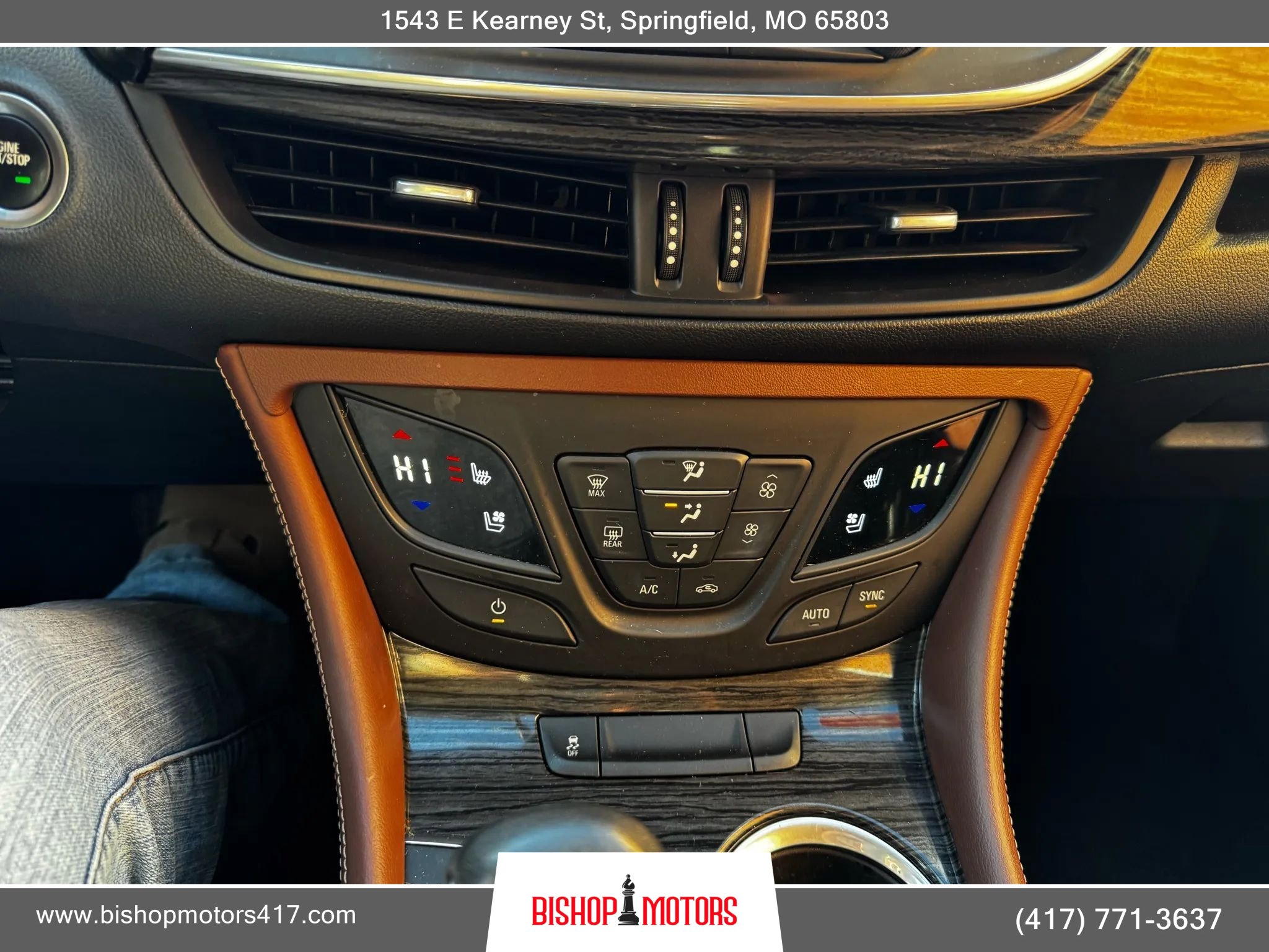 Used 2017 Buick Envision Premium w/ Driver Confidence Package image 31