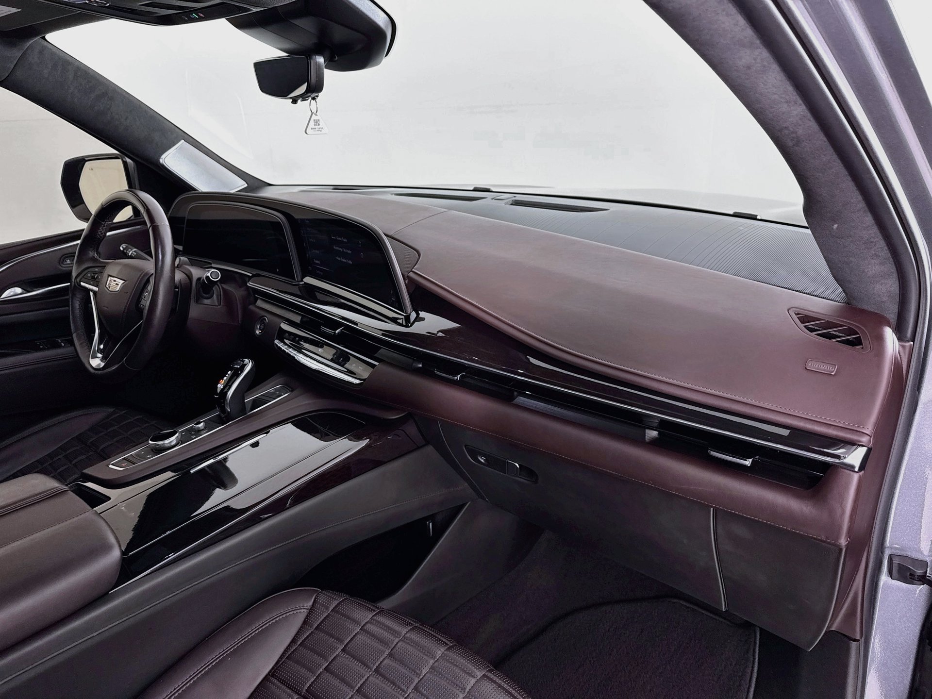Used 2022 Cadillac Escalade Sport Platinum AWD/4WD image 32