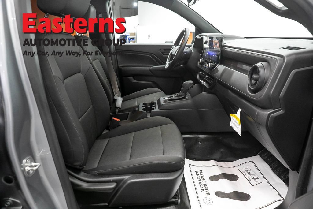Used 2023 Chevrolet Colorado W/T RWD image 22