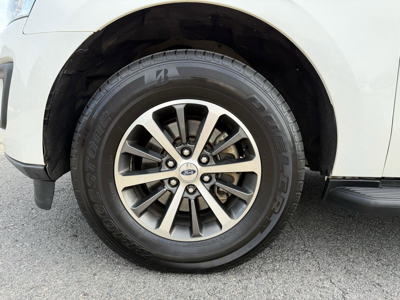 Used 2020 Ford Expedition Max XLT image 42