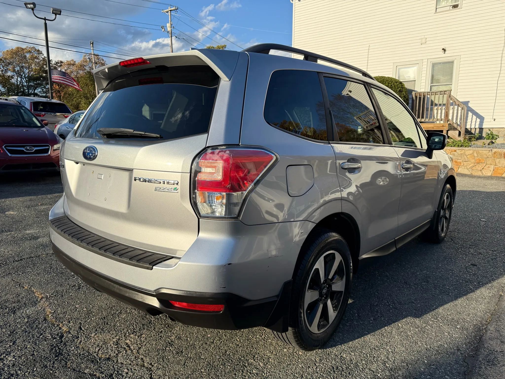 Used 2017 Subaru Forester 2.5i Premium w/ All-Weather Package image 7