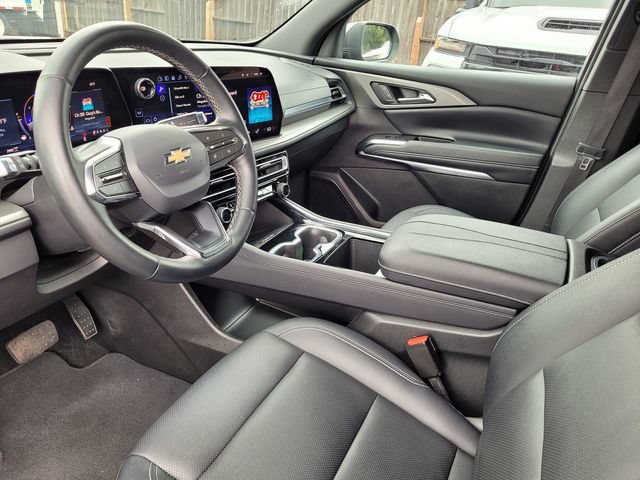 Used 2025 Chevrolet Traverse LT AWD/4WD image 10