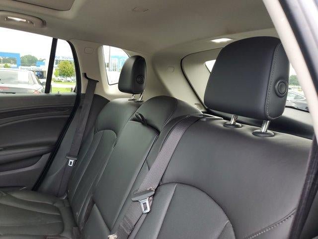 Used 2019 Buick Envision Essence FWD image 15