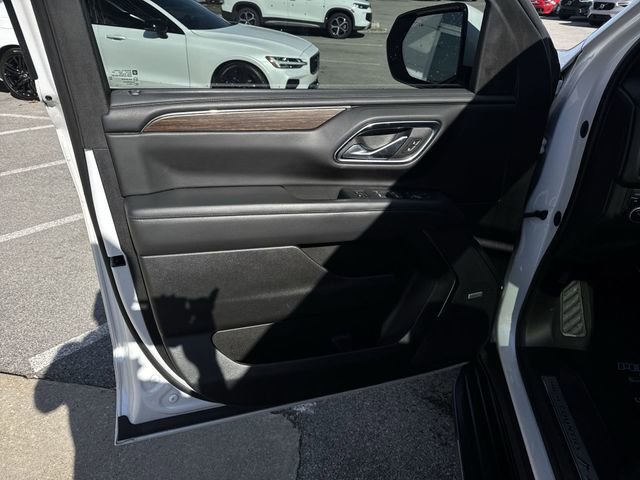 Certified 2023 Chevrolet Suburban High Country image 23