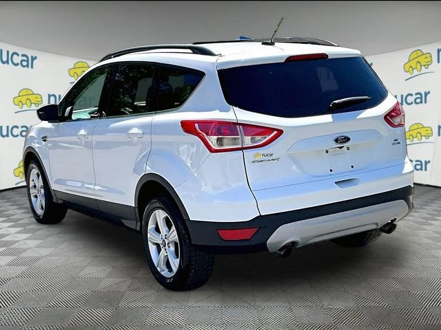 Used 2016 Ford Escape SE w/ Equipment Group 201A AWD/4WD image 2