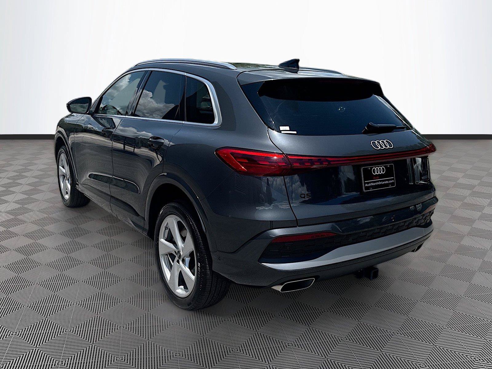 Certified 2025 Audi Q5 Premium AWD/4WD image 5