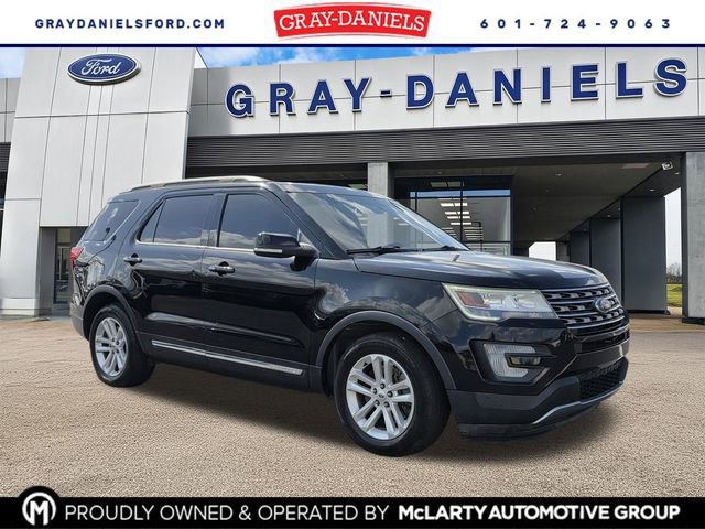 Used 2017 Ford Explorer XLT