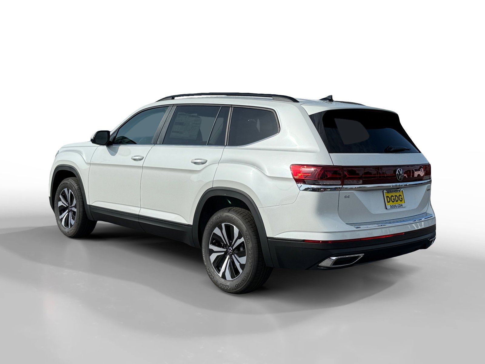 New 2026 Volkswagen Atlas SE image 3