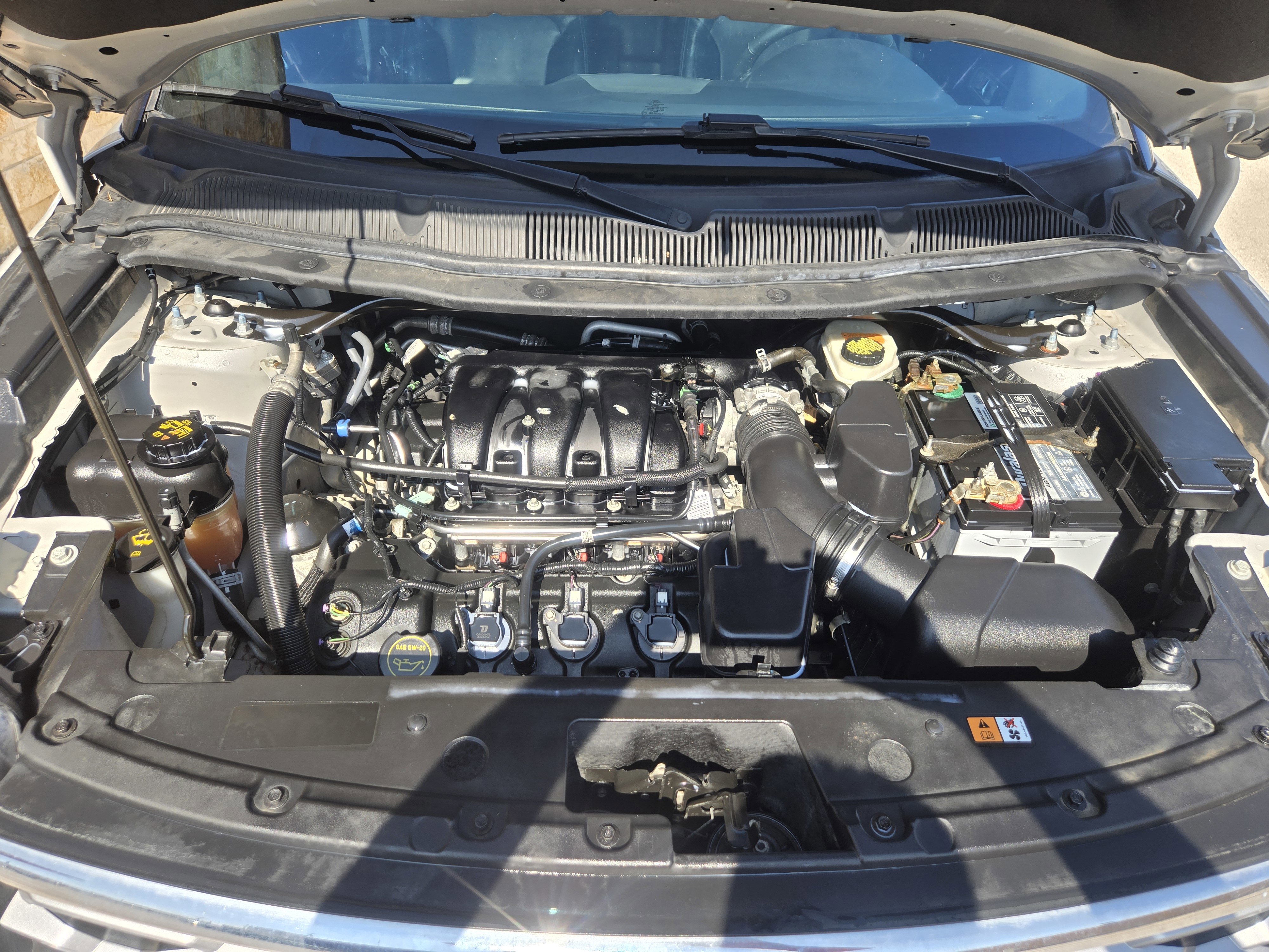 Used 2018 Ford Explorer Limited image 17