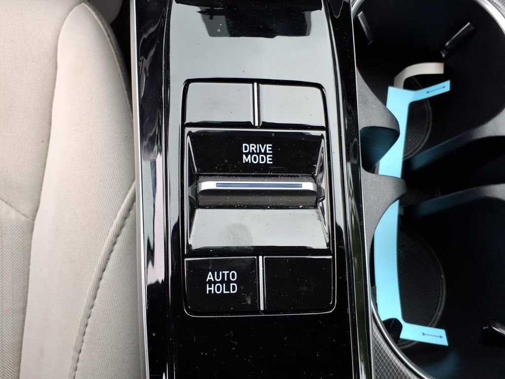 Used 2023 Hyundai Sonata SE w/ Cargo Package FWD image 21