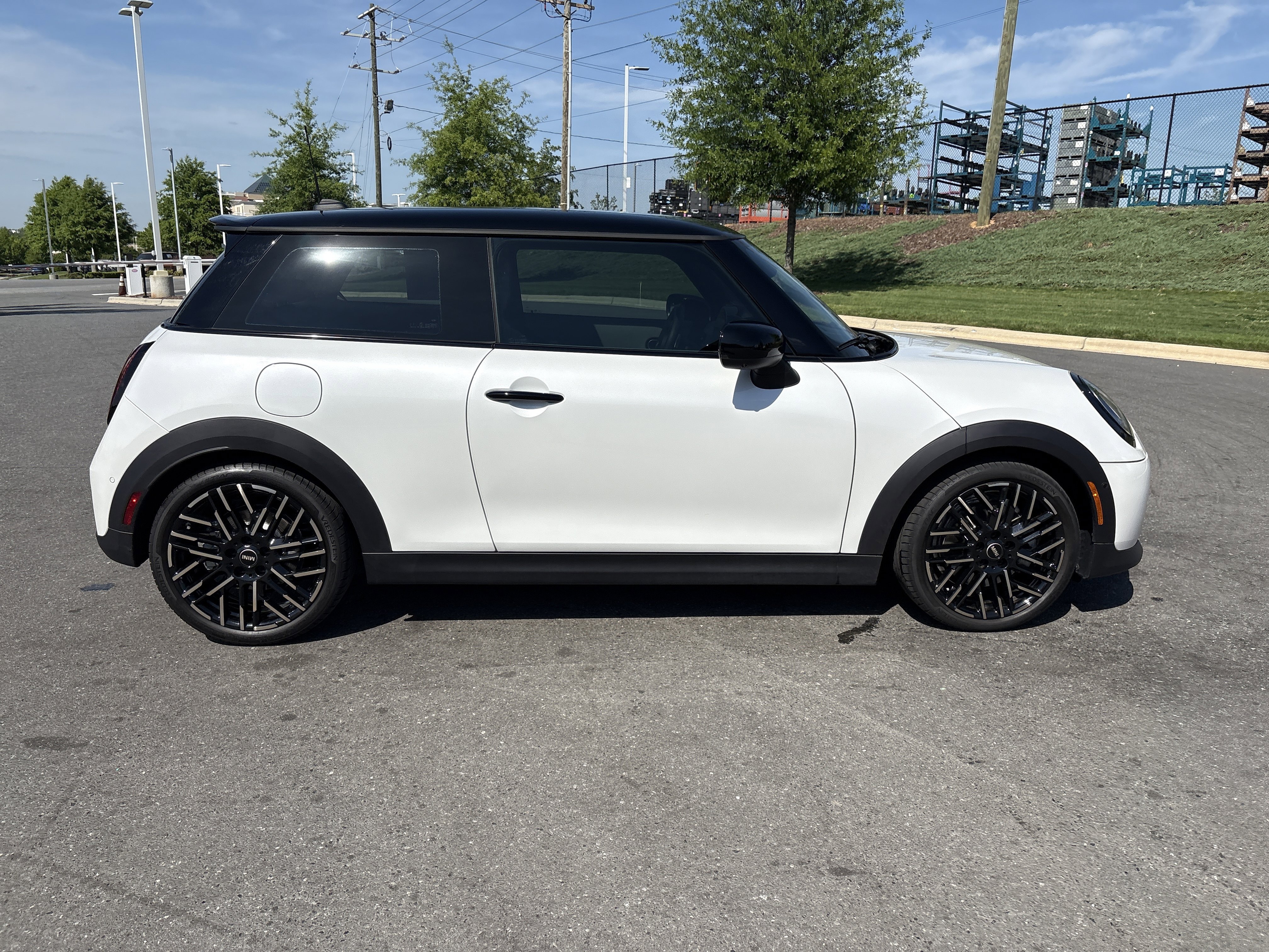 Used 2025 MINI Cooper S image 6