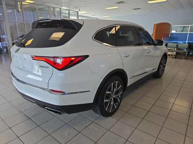 Certified 2024 Acura MDX FWD w/ Technology Package image 8