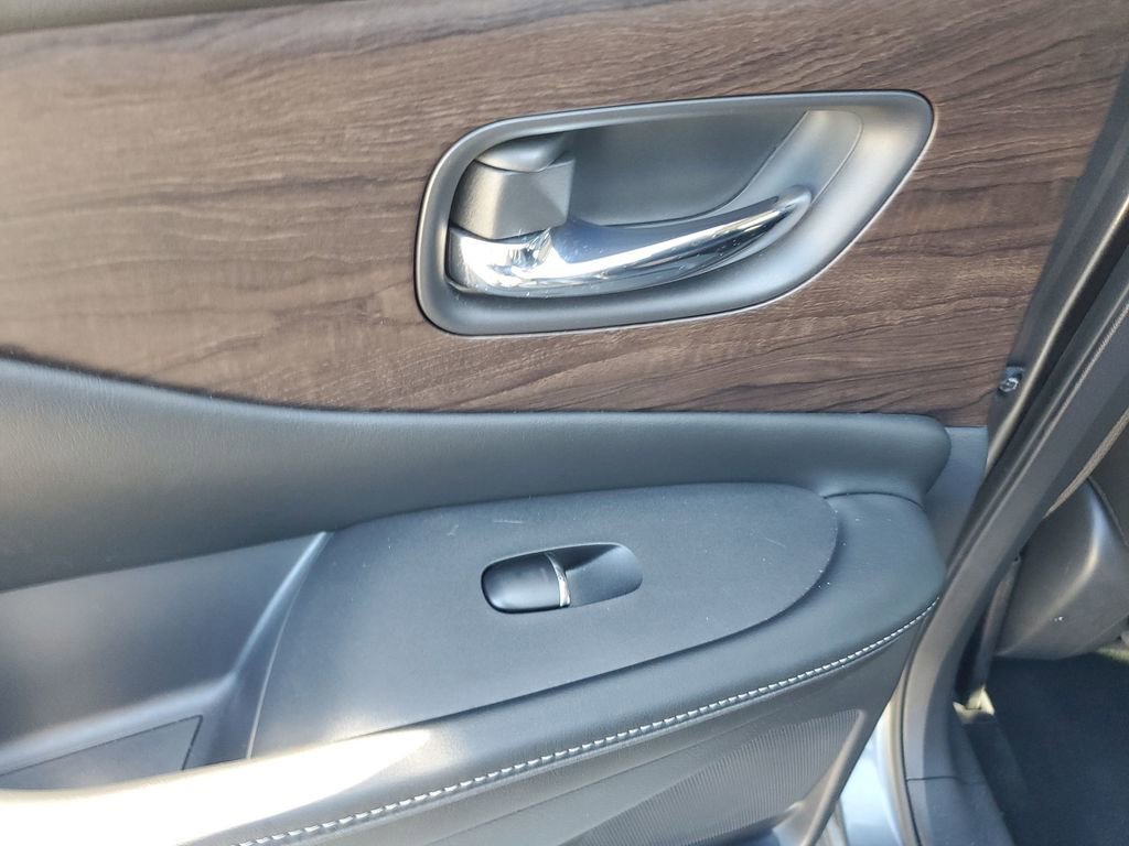 Used 2020 Nissan Murano Platinum image 48