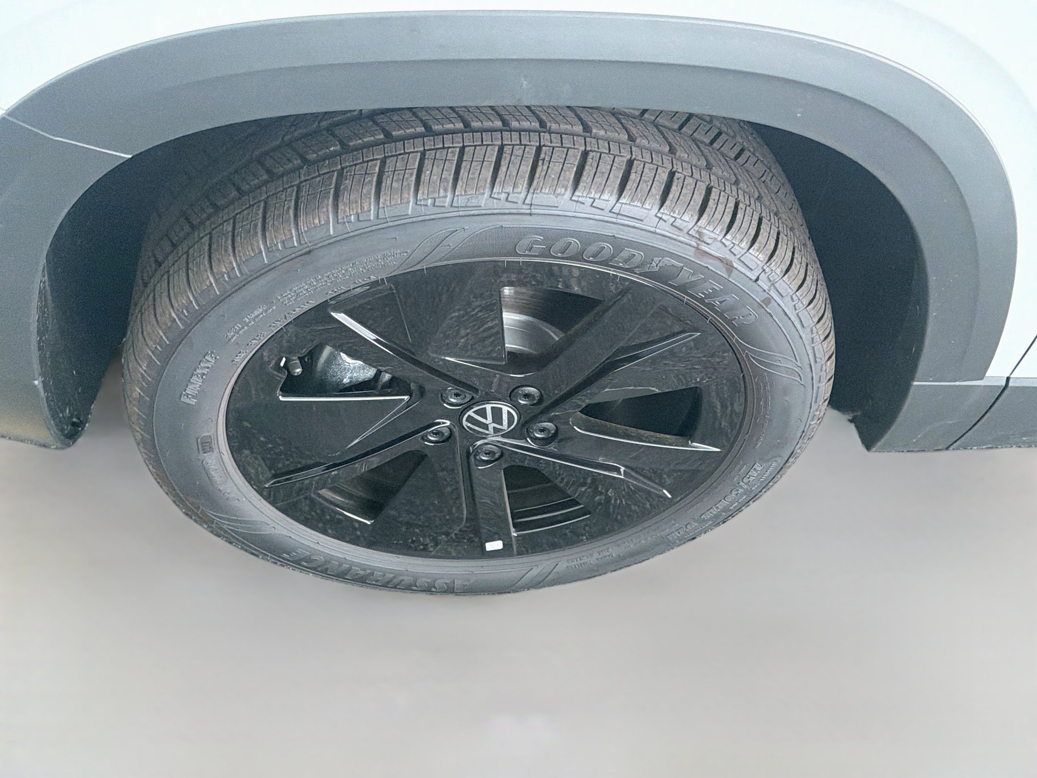 New 2026 Volkswagen Taos SE FWD image 25