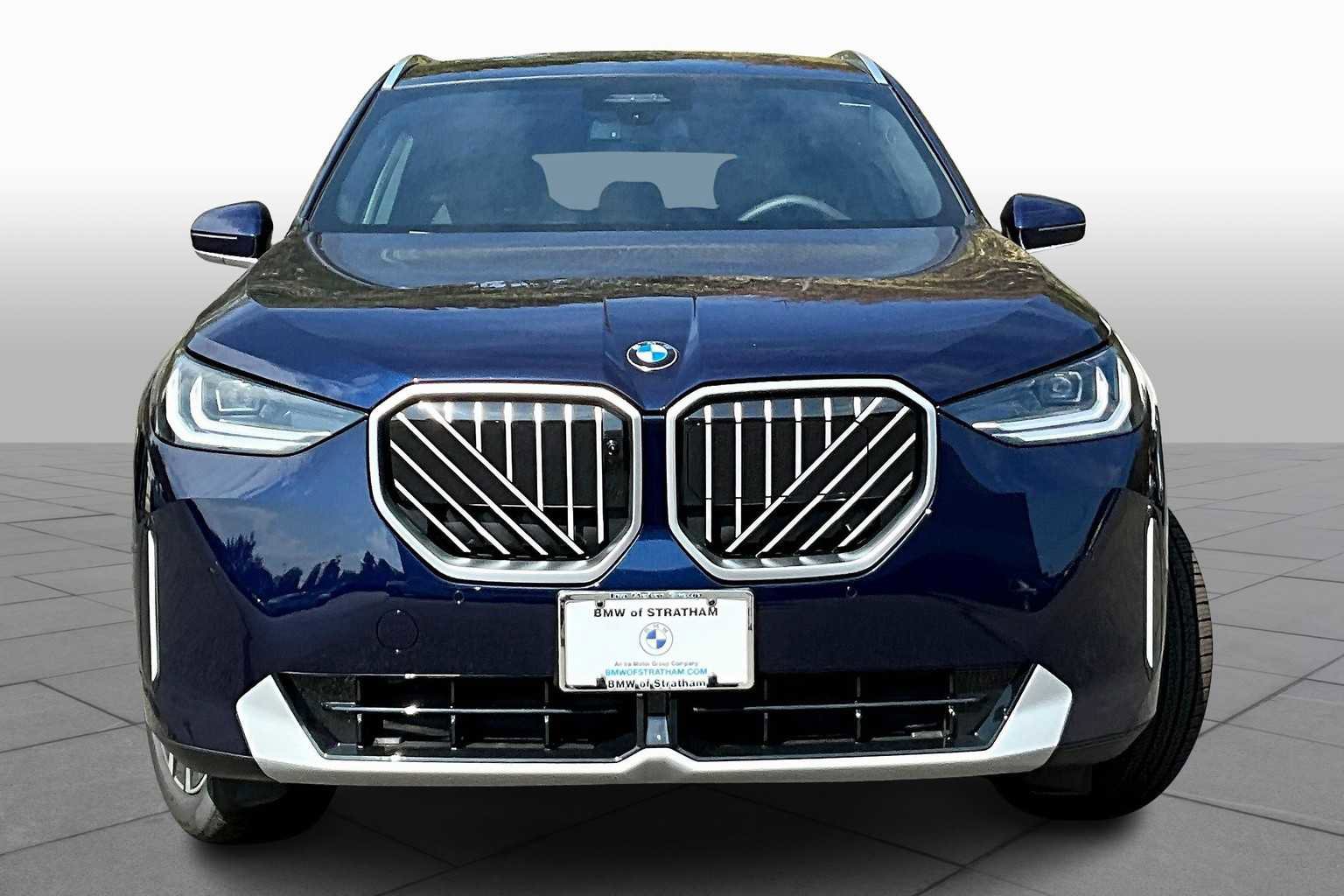 New 2026 BMW X3 xDrive30 w/ Premium Package image 3