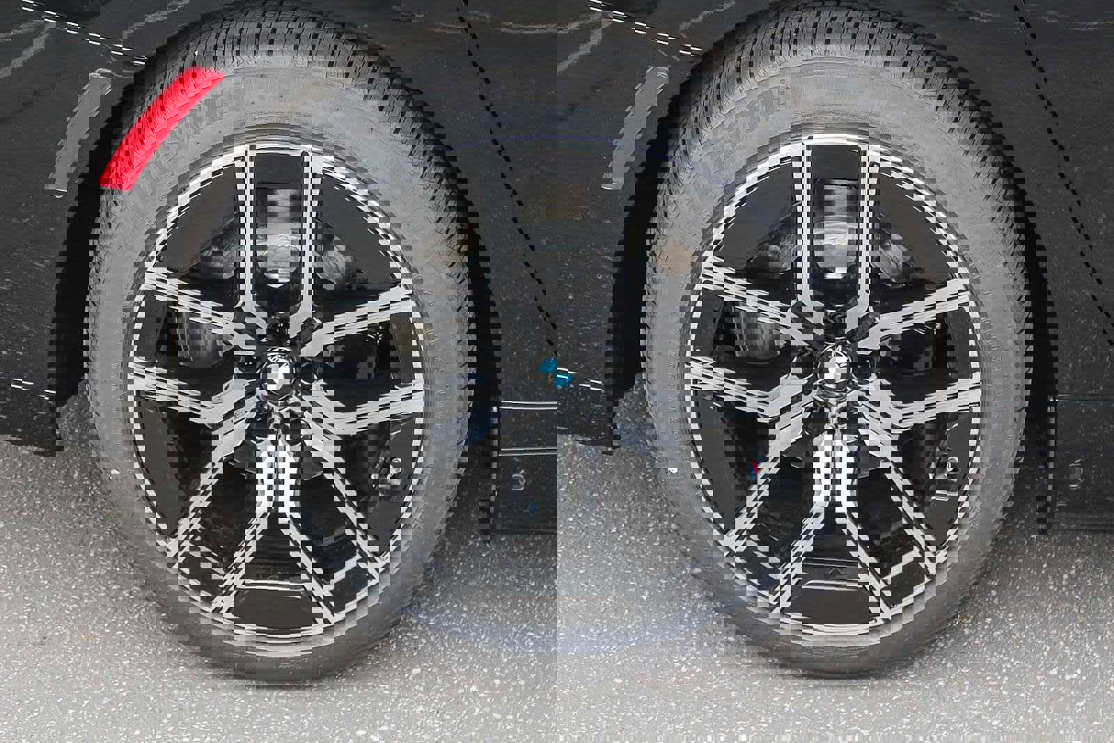 New 2026 BMW i7 xDrive60 w/ Executive Package image 14