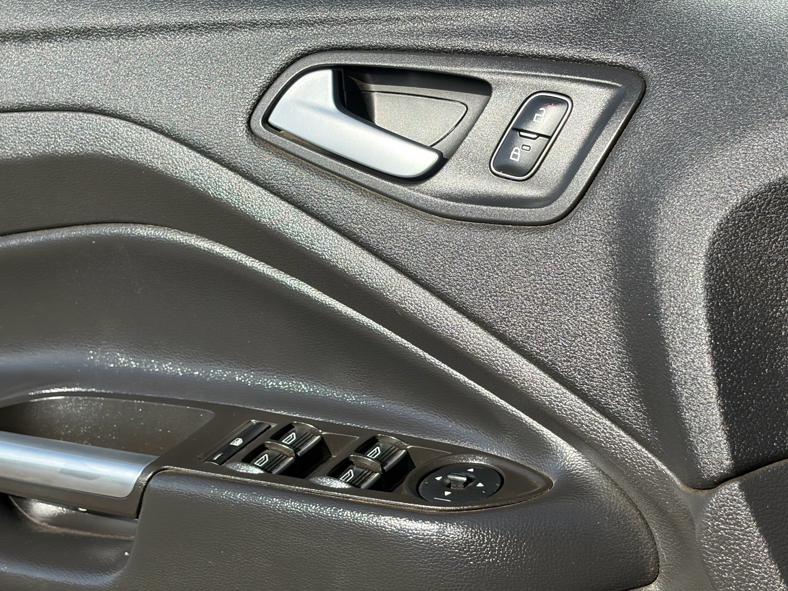 Used 2019 Ford Escape SE AWD/4WD image 21