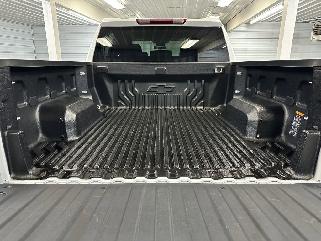 Used 2023 Chevrolet Silverado 1500 LT image 25