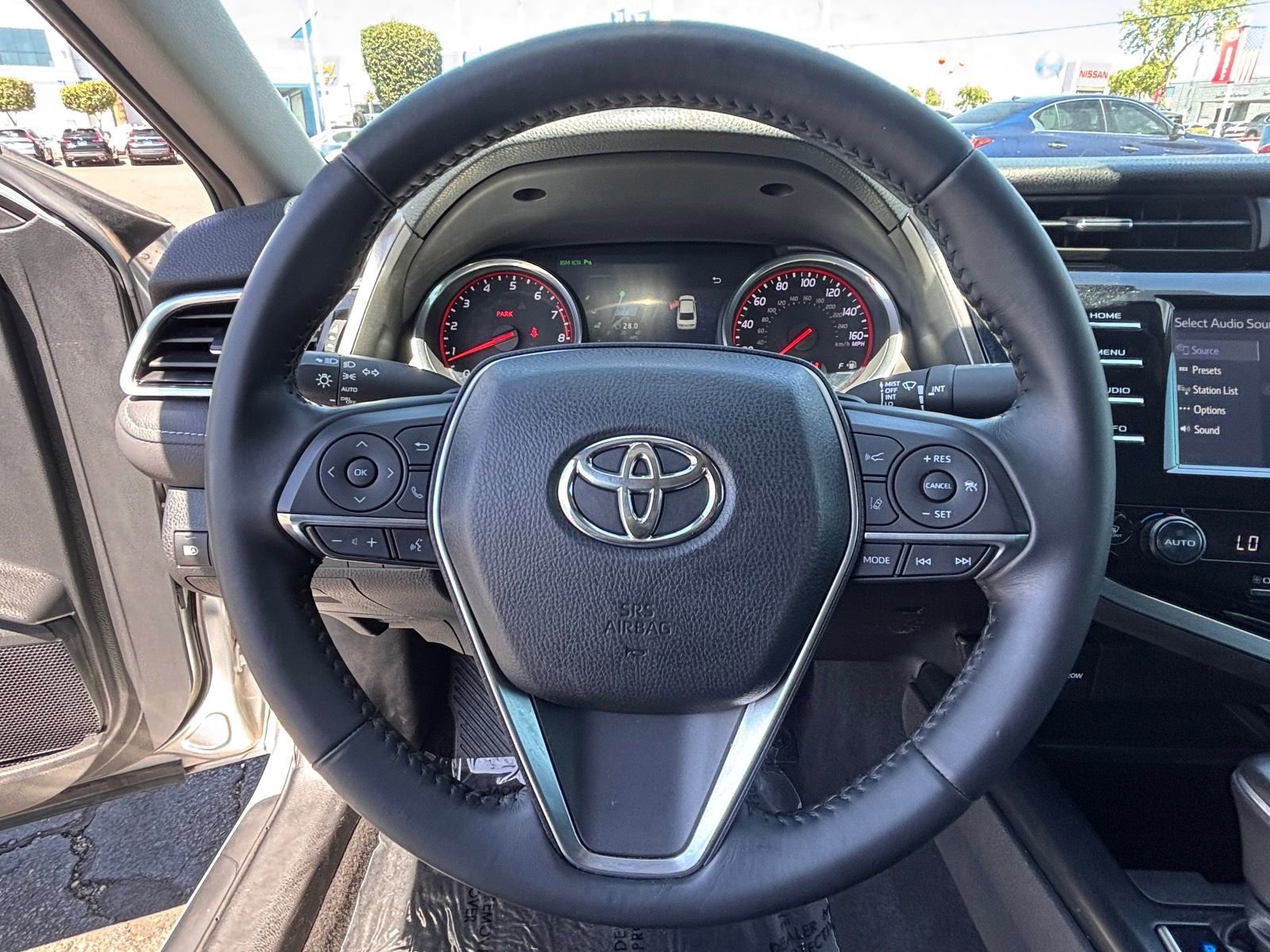 Used 2018 Toyota Camry XSE FWD image 23