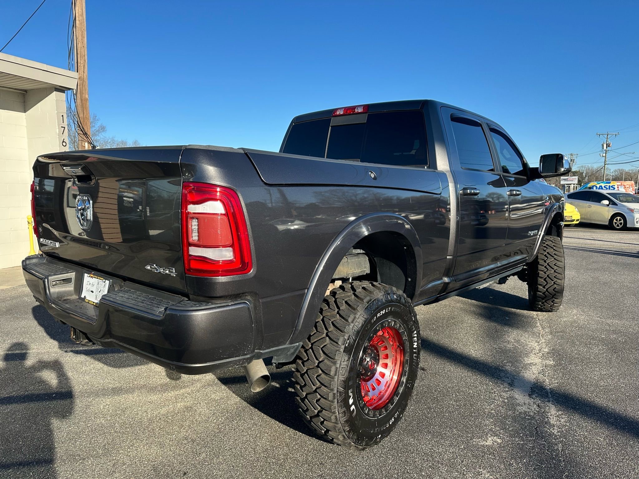 Used 2019 RAM 2500 Laramie image 3