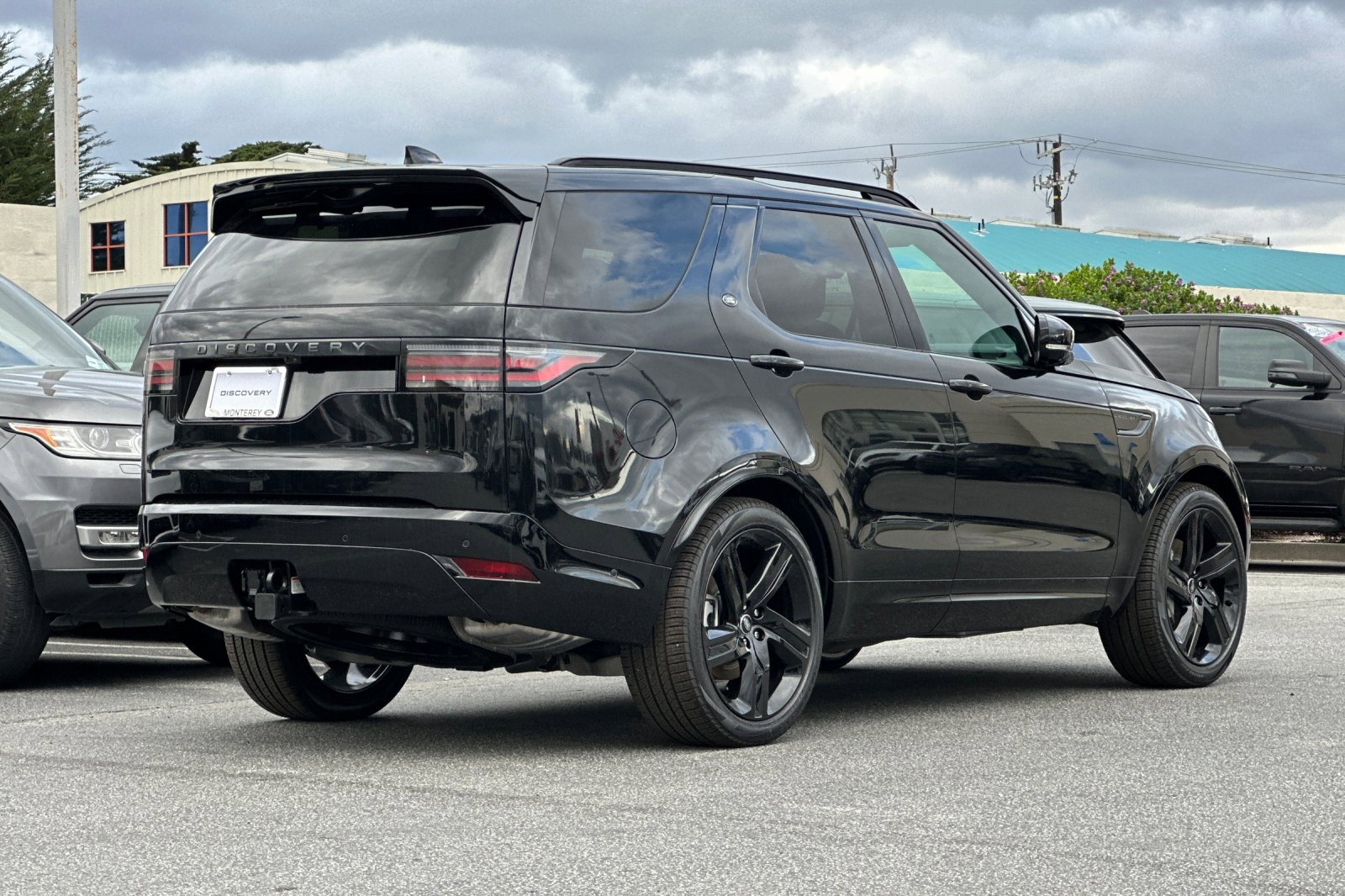 New 2026 Land Rover Discovery Dynamic SE image 5
