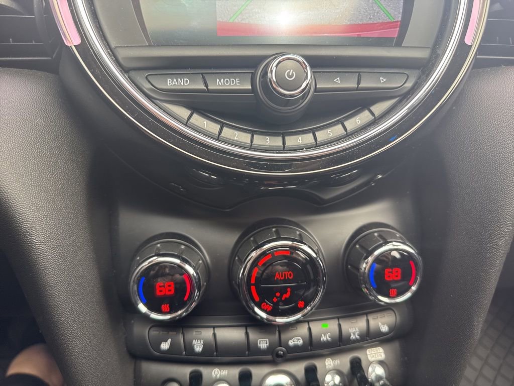 Used 2019 MINI Cooper S w/ Signature Upholstery Package image 24