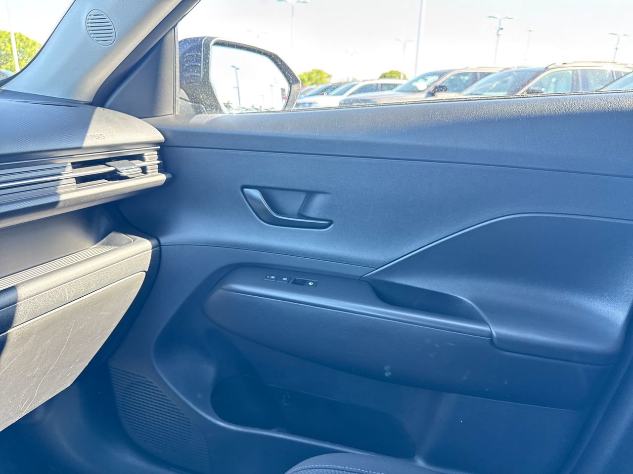 Used 2025 Hyundai Kona SEL FWD image 21
