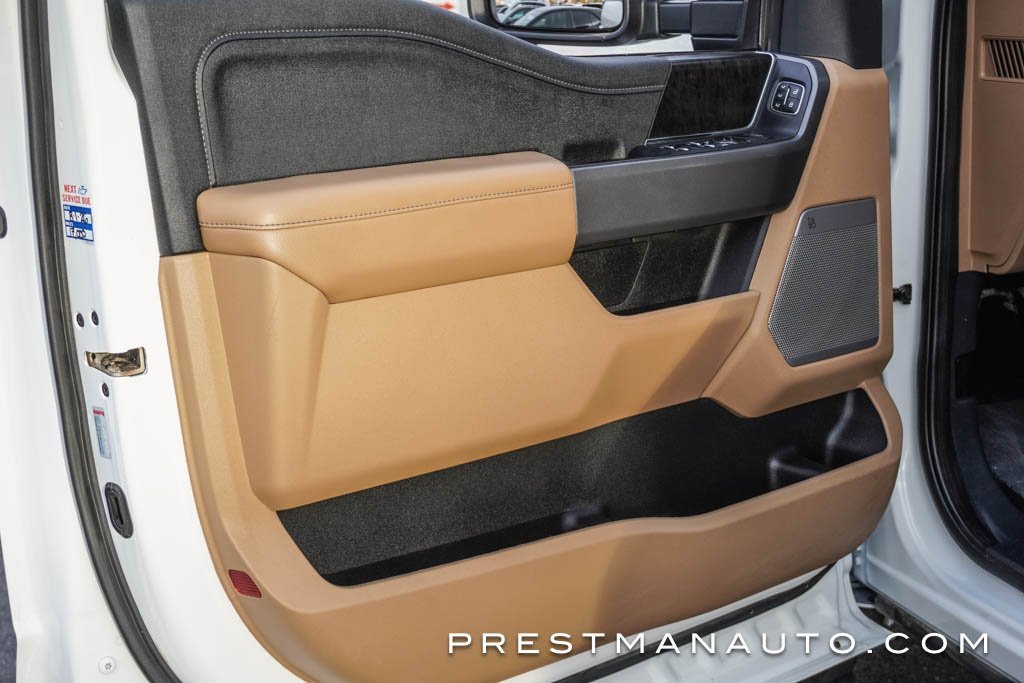 Used 2025 Ford F250 Lariat w/ Chrome Package image 25