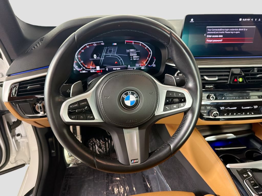 Used 2022 BMW 530i w/ M Sport Package RWD image 11
