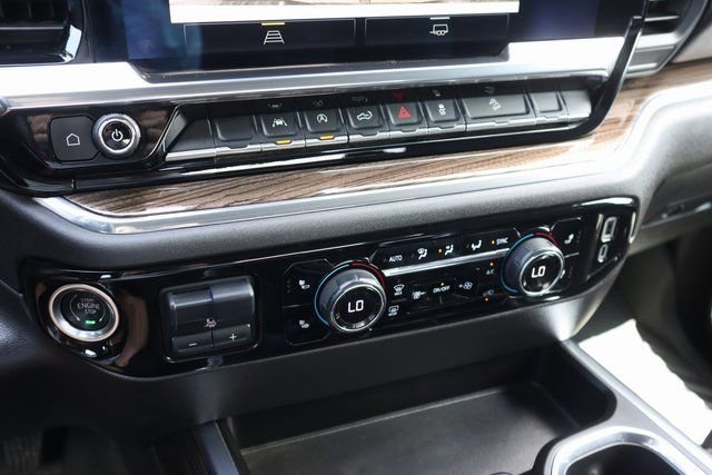 Used 2023 Chevrolet Silverado 1500 LT Trail Boss w/ Protection Package image 17