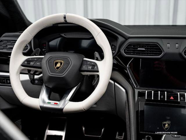 Used 2024 Lamborghini Urus S AWD/4WD image 25
