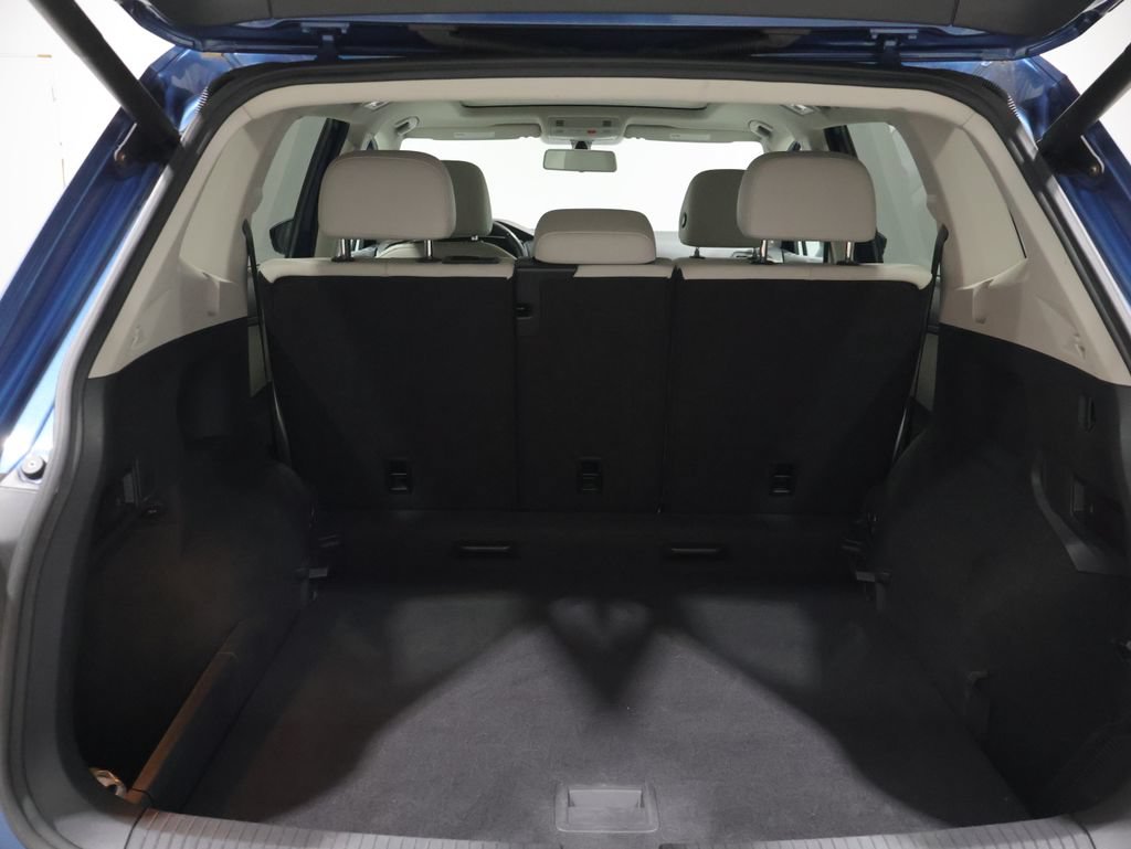 Used 2019 Volkswagen Tiguan SEL AWD/4WD image 4