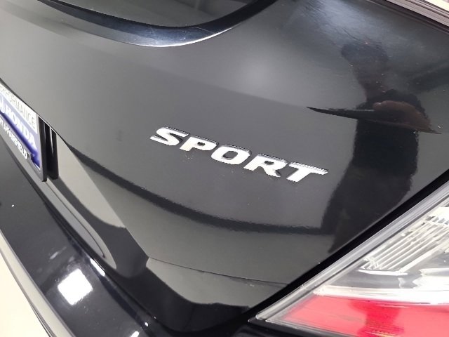 Used 2017 Honda Civic Sport image 12
