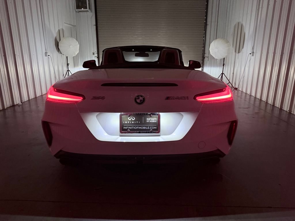 Used 2020 BMW Z4 M40i w/ Executive Package RWD image 18