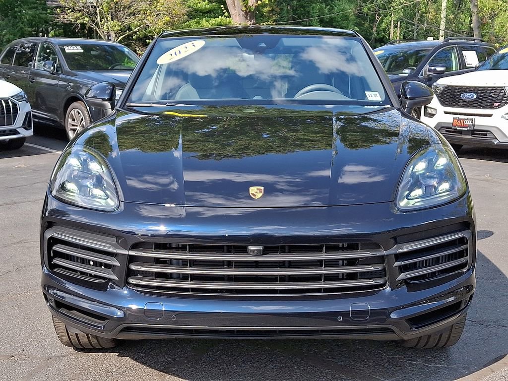 Used 2023 Porsche Cayenne Platinum Edition image 10