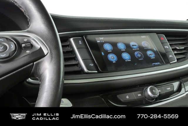 Used 2018 Buick Enclave Premium w/ Experience Buick Package FWD image 13
