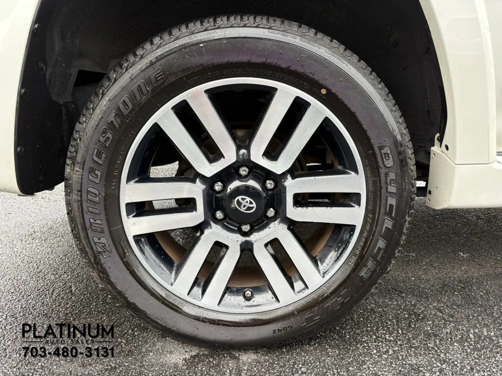 Used 2018 Toyota 4Runner Limited AWD/4WD image 24