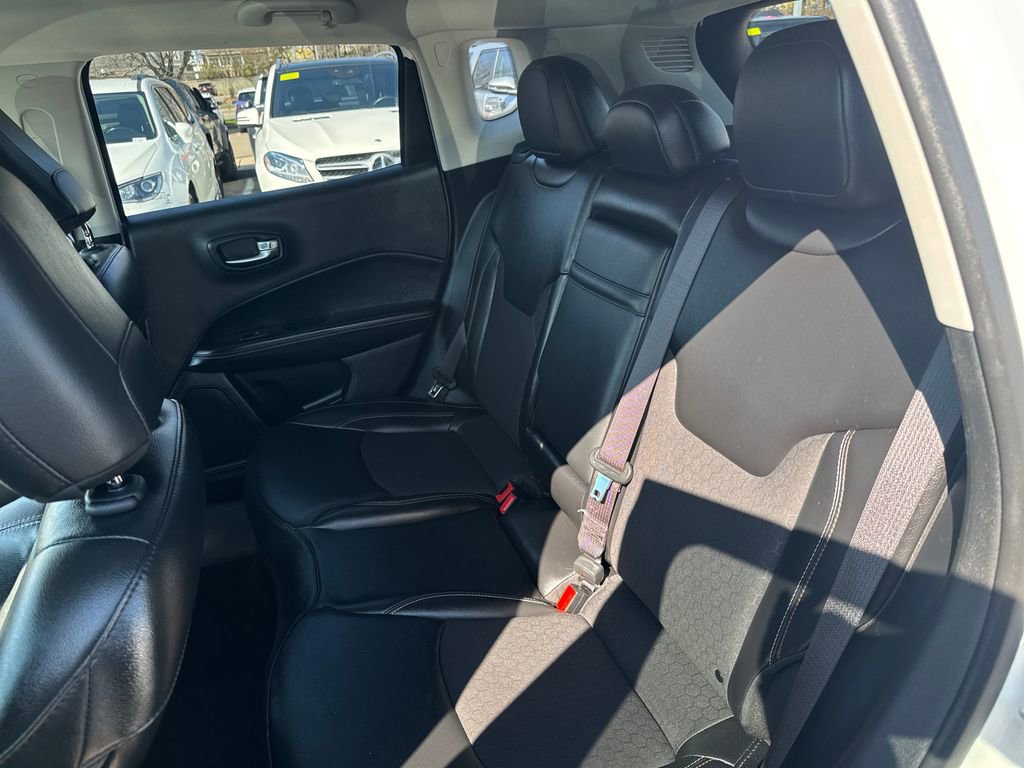 Used 2019 Jeep Compass Latitude w/ Cold Weather Group image 35