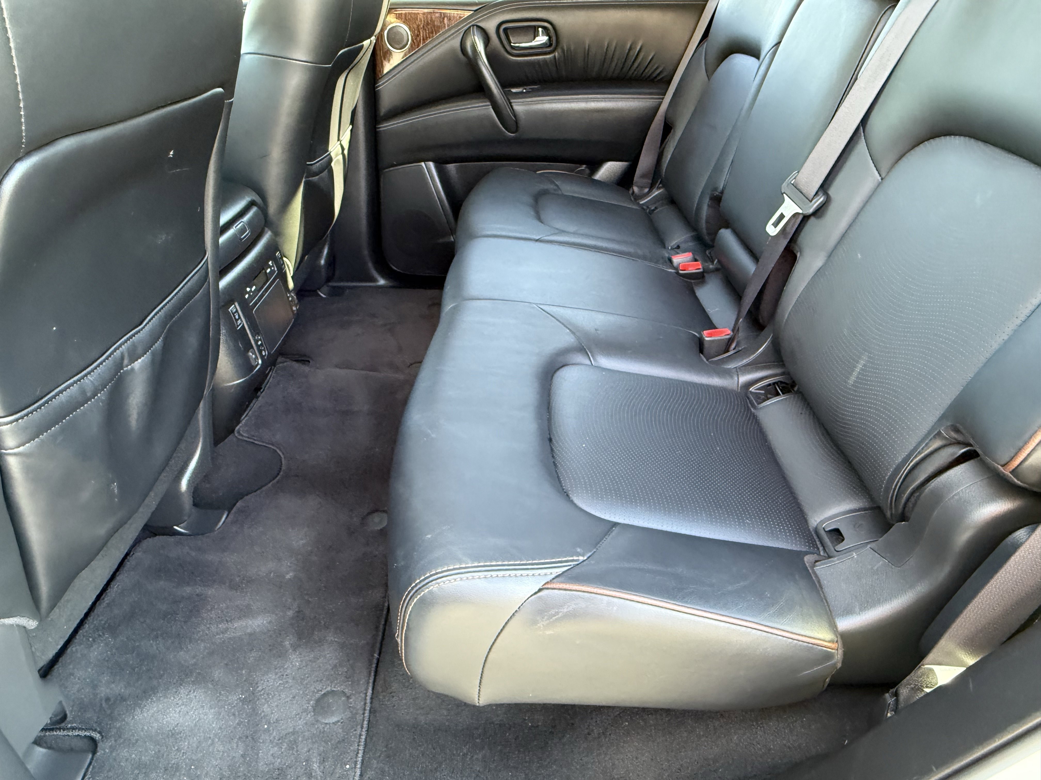 Used 2019 Nissan Armada Platinum w/ Cargo Package image 17