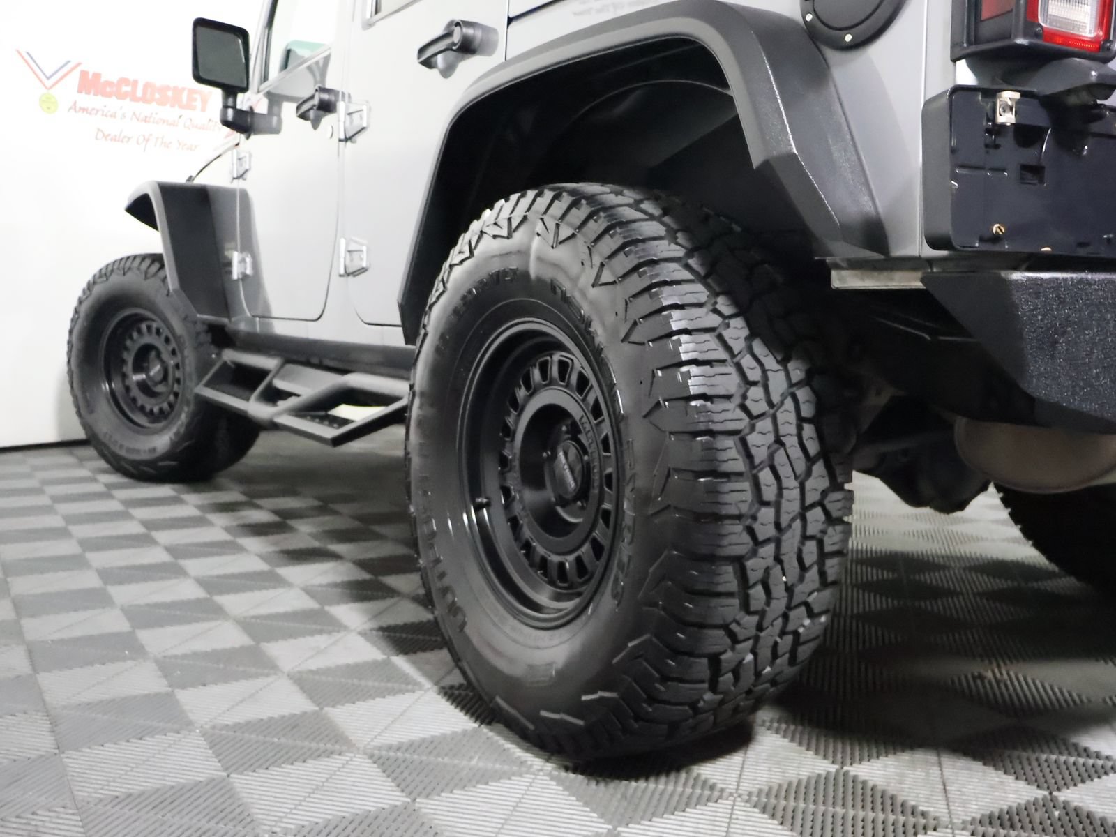 Used 2014 Jeep Wrangler Unlimited Sahara w/ Max Tow Package AWD/4WD image 11